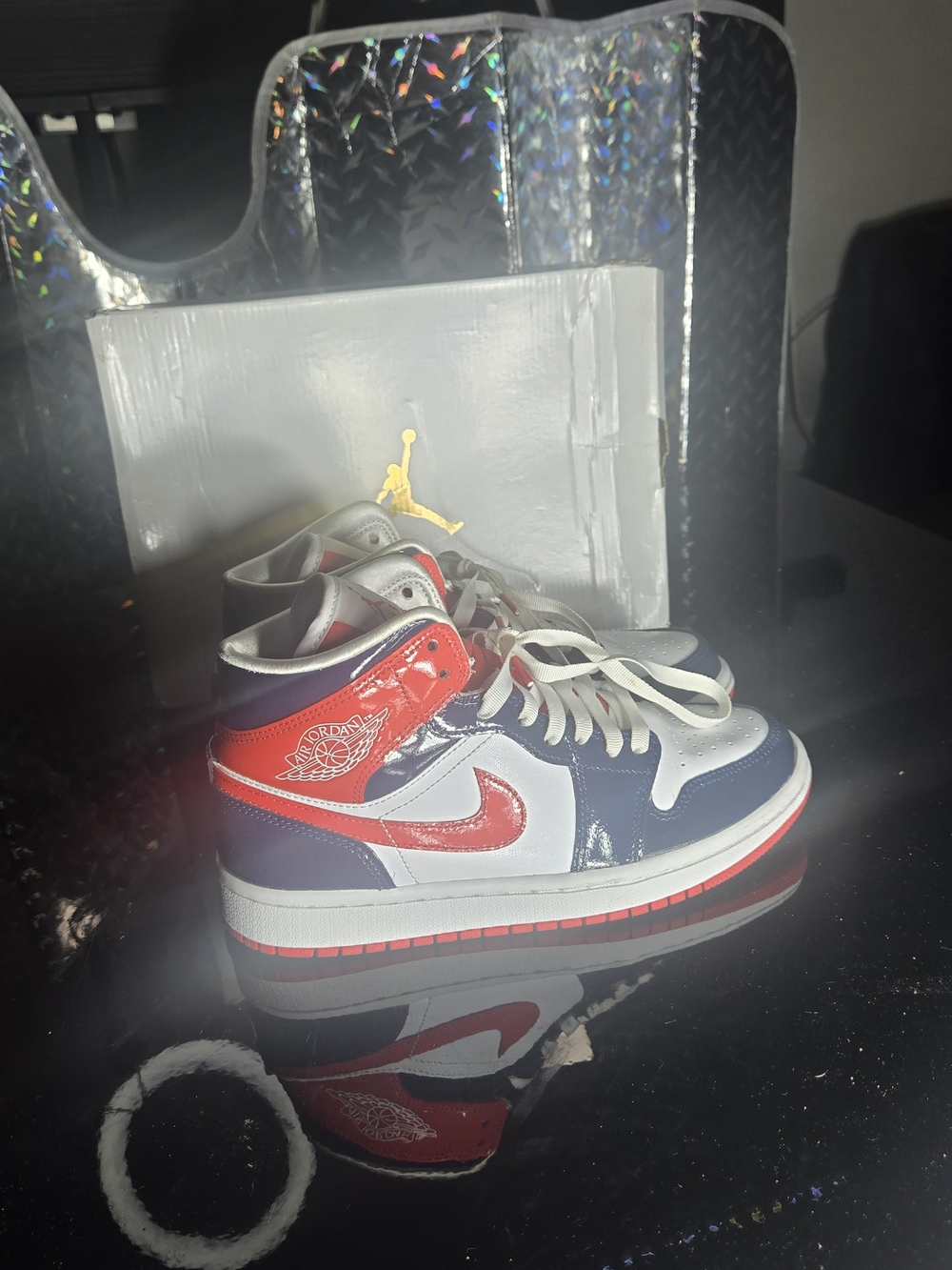 Jordan 1 Mid SE Champs Wmns Size 7 Navy Red Patent DJ5984-400